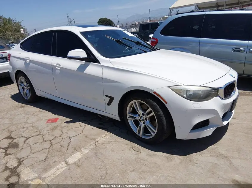BMW 328I Gran Turismo xDrive 2015