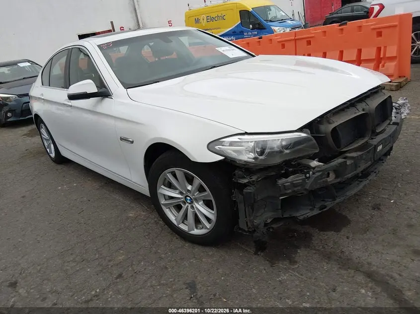 BMW 528I 2015