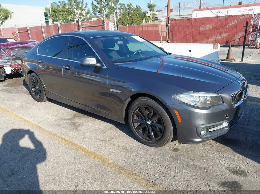 BMW 528I 2015