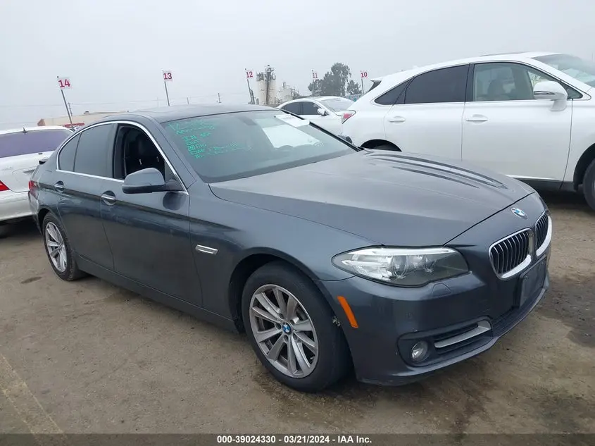 BMW 528I 2015