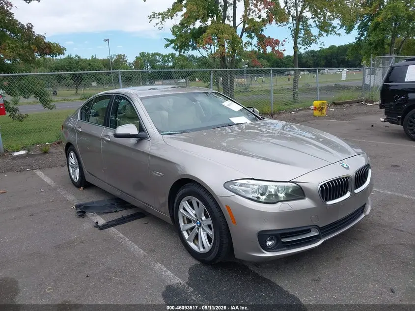BMW 528I xDrive 2016