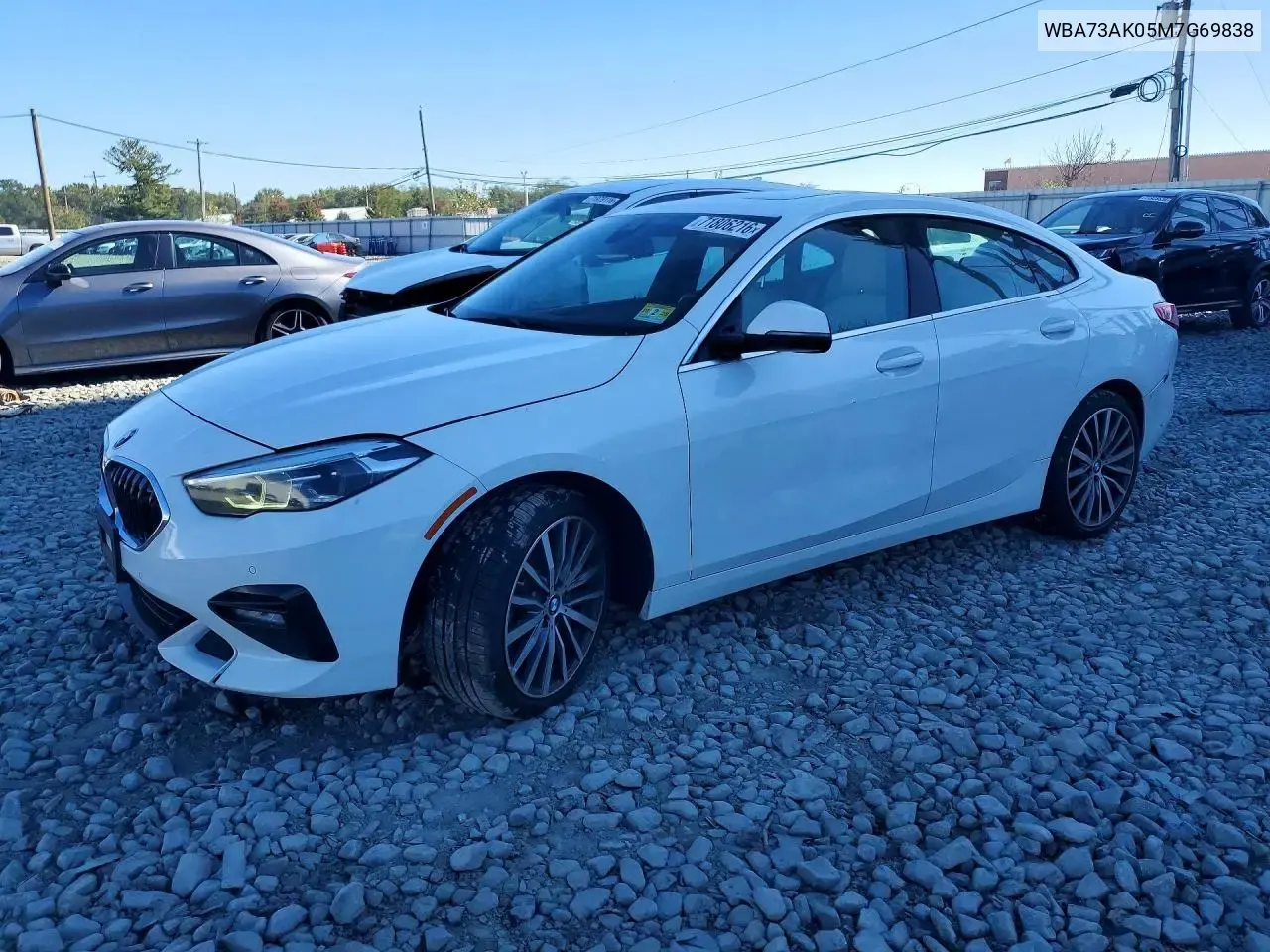 BMW 228Xi 2021