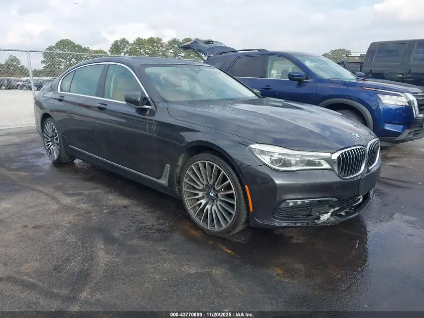 BMW 750I 2016