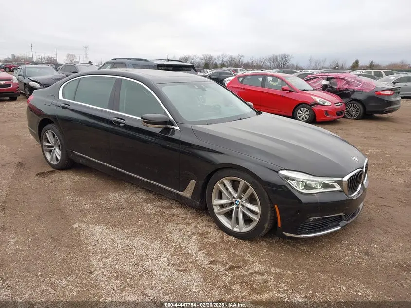 BMW 750I xDrive 2016