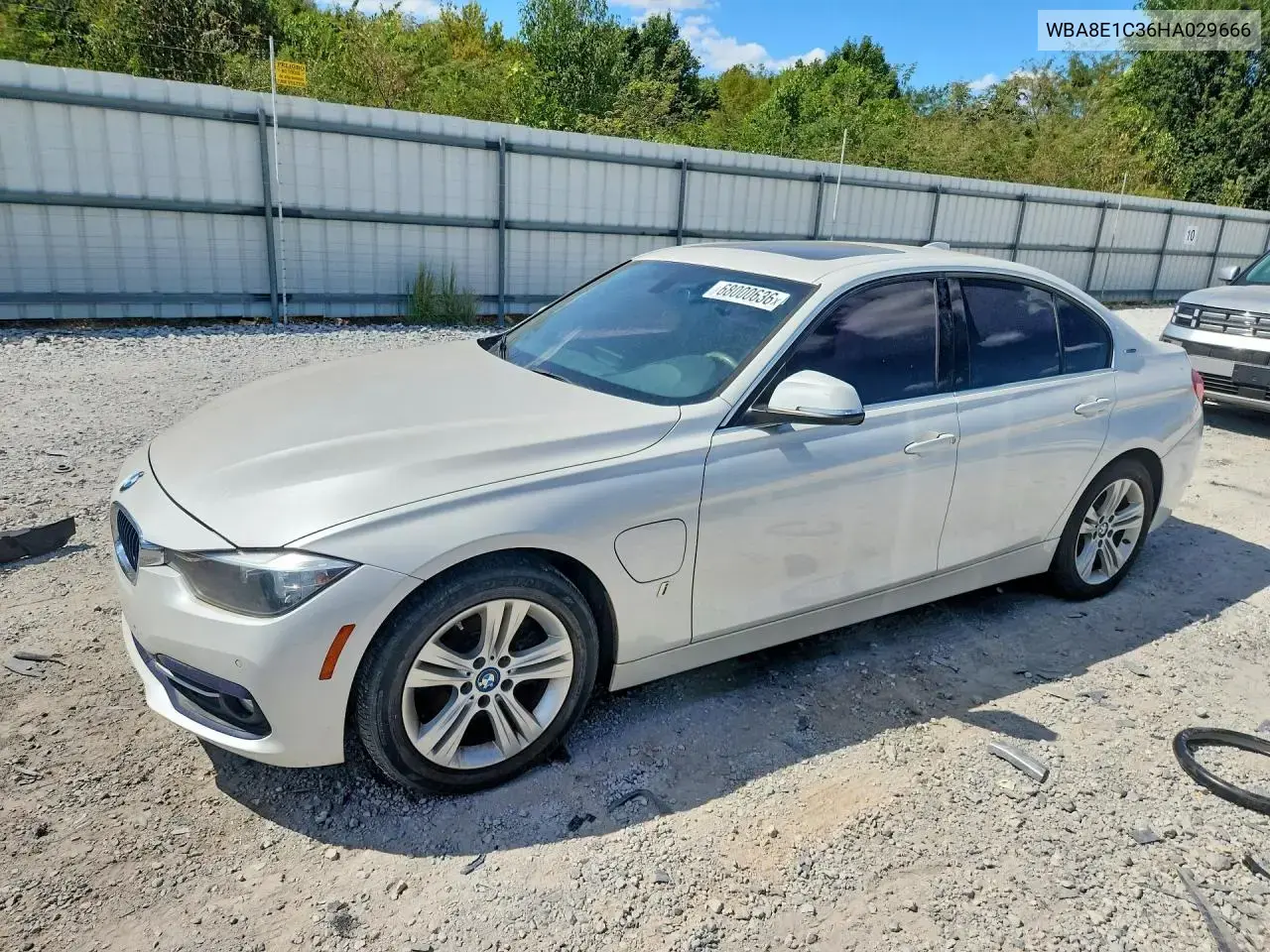 BMW 330E 2017