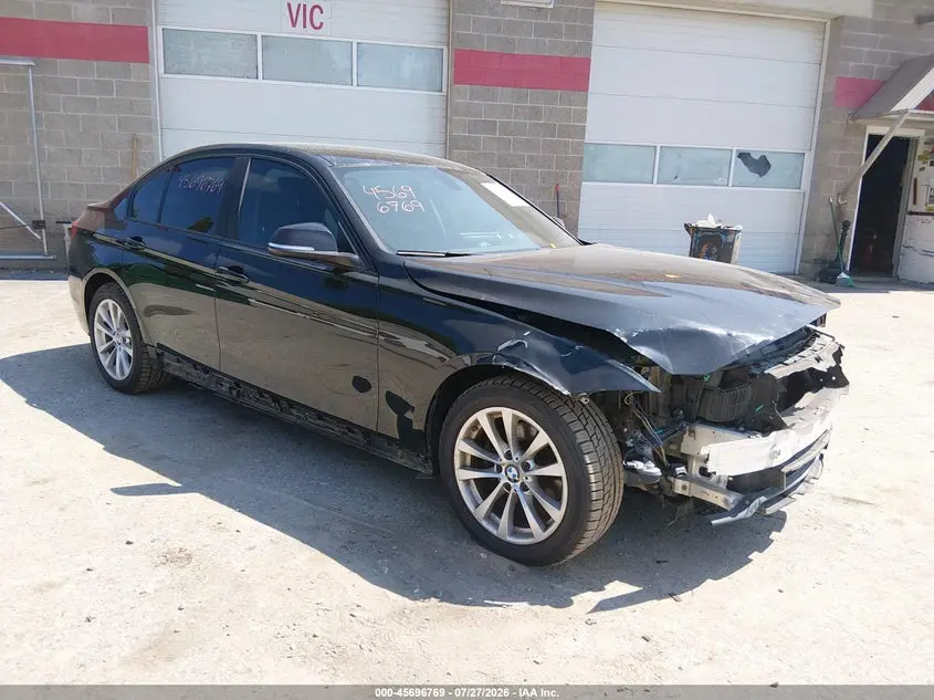 BMW 320I xDrive 2016