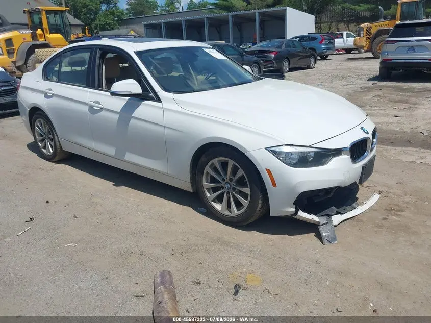 BMW 320I xDrive 2016