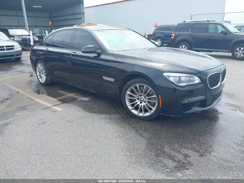 BMW 750Li 2015