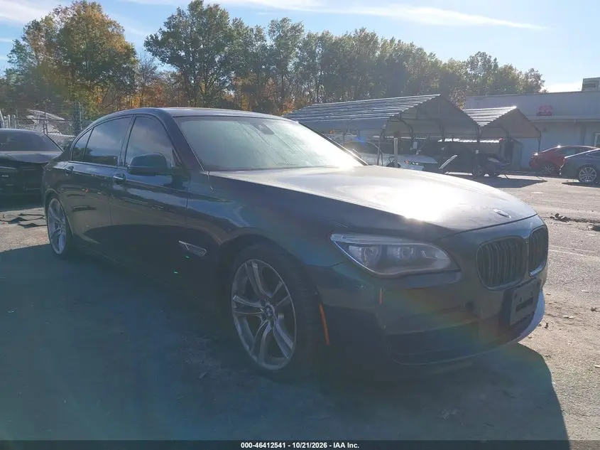 BMW 750Li xDrive 2015