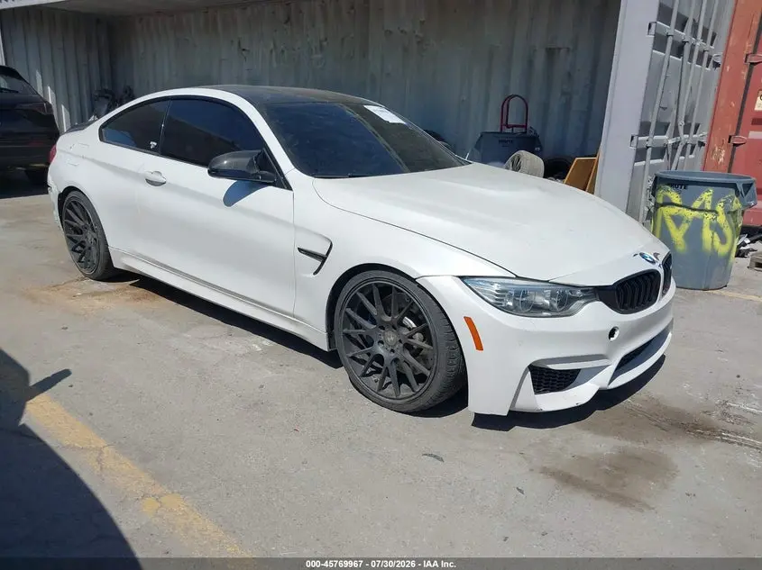 BMW M4 2016