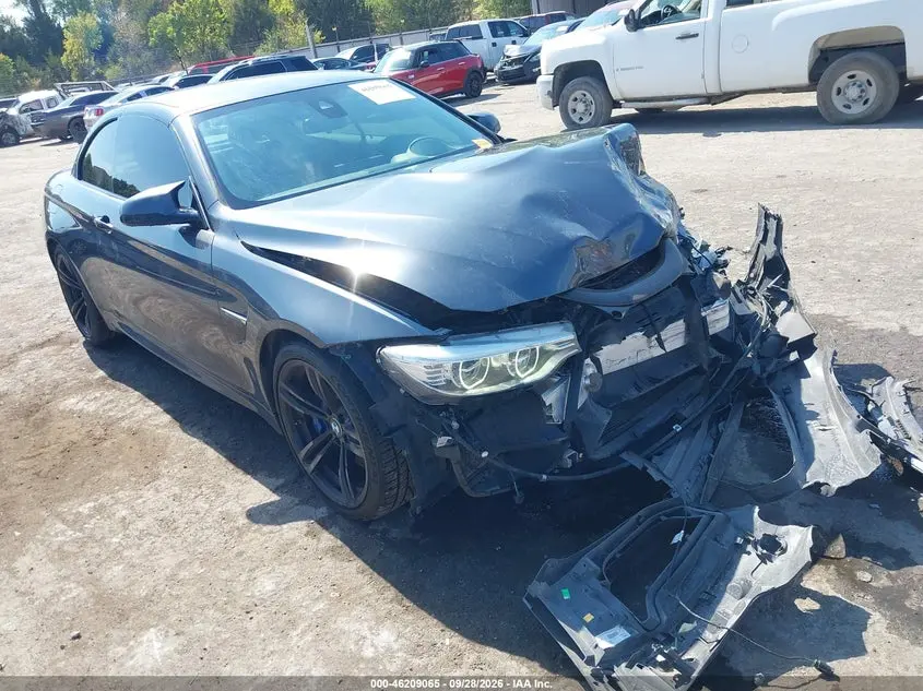 BMW M4 2015