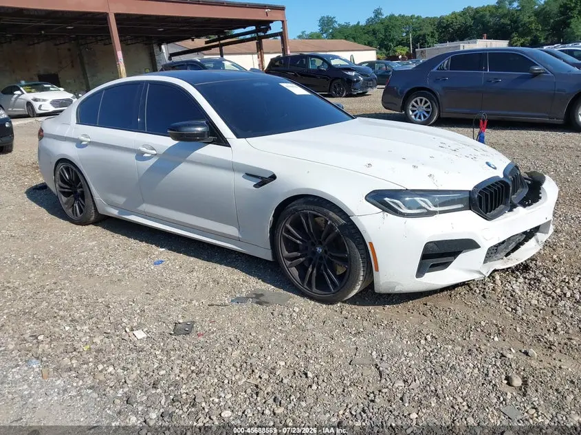 BMW M5 2021