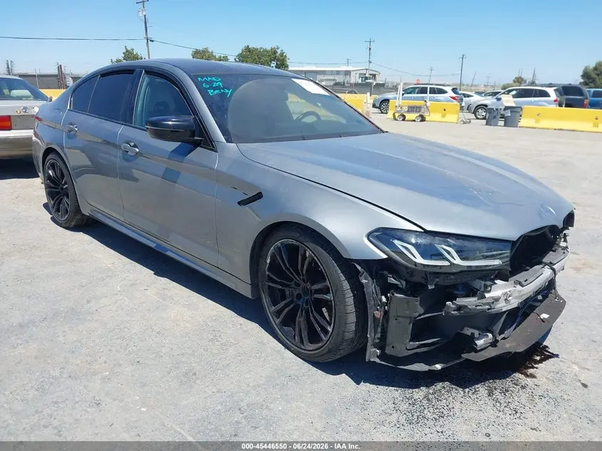 BMW M5 2023