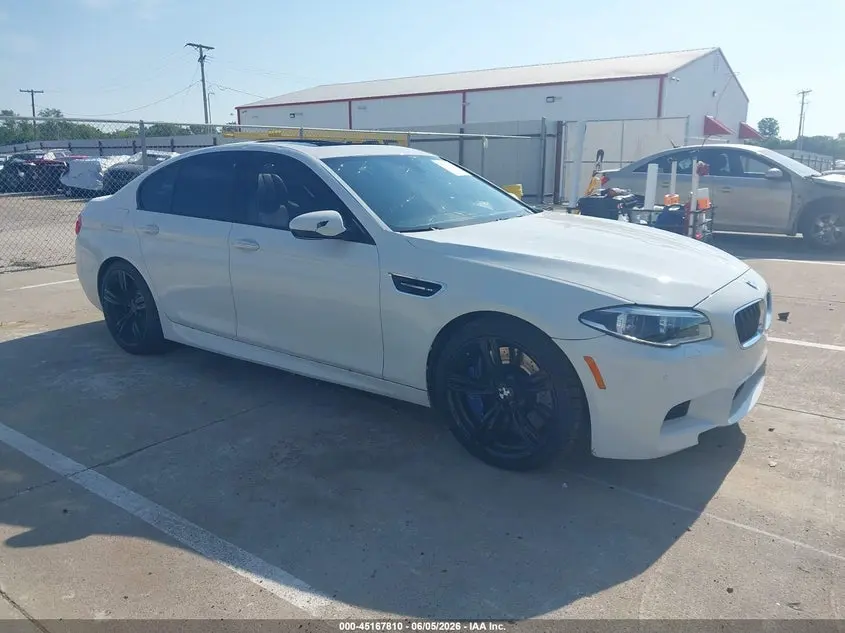 BMW M5 2016