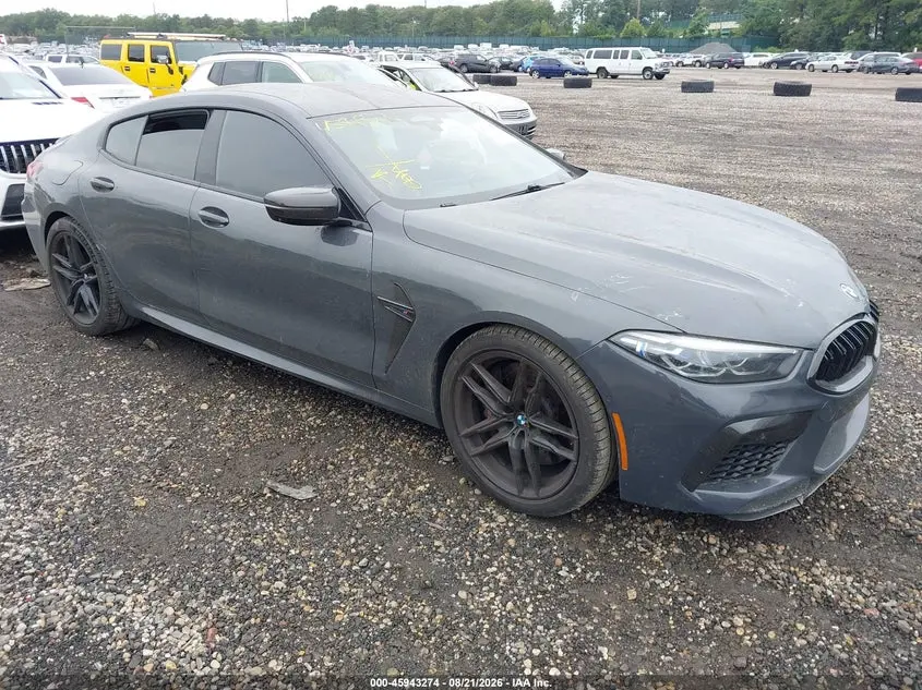 BMW M8 Gran Coupe 2021