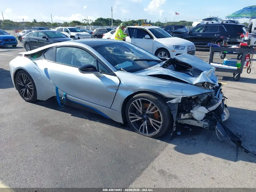 BMW I8 2015