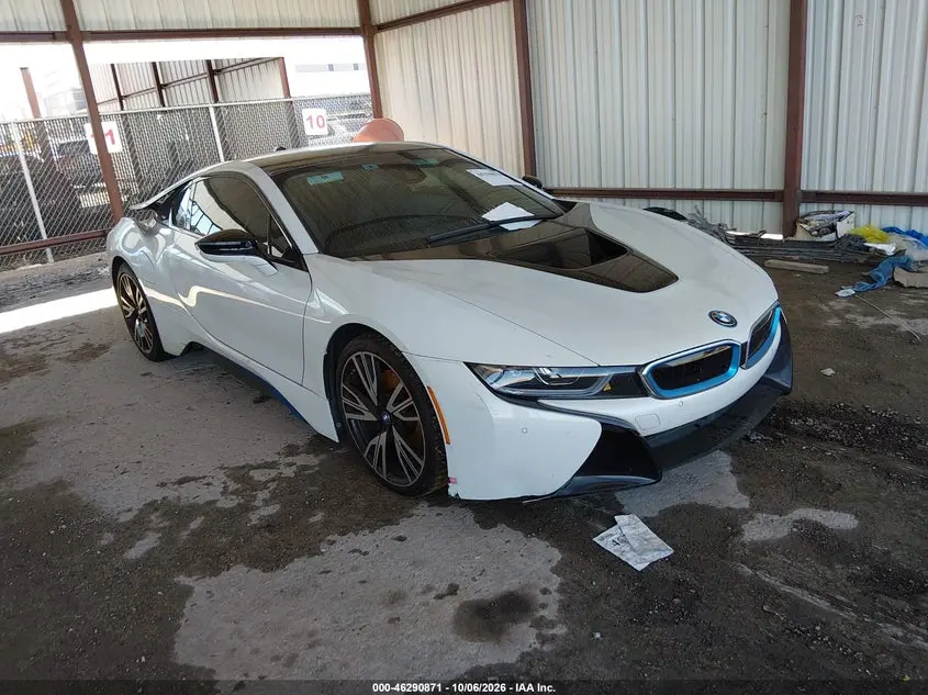 BMW I8 2016