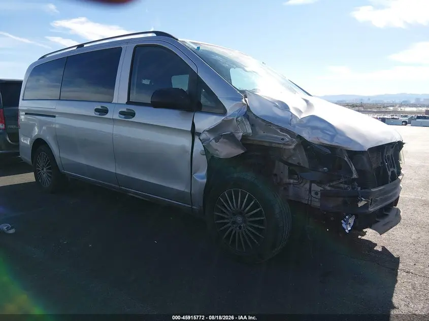 Mercedes-Benz Metris 2017