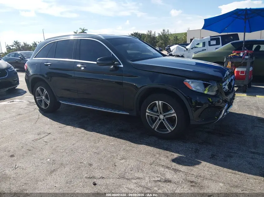 Mercedes-Benz Glc 300 2016