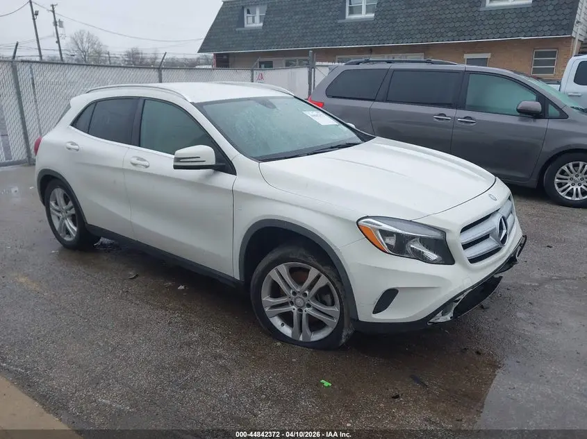 Mercedes-Benz Gla 250 4Matic 2015