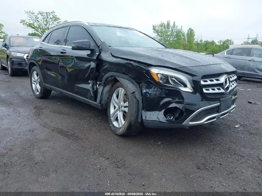 Mercedes-Benz Gla Class 2020