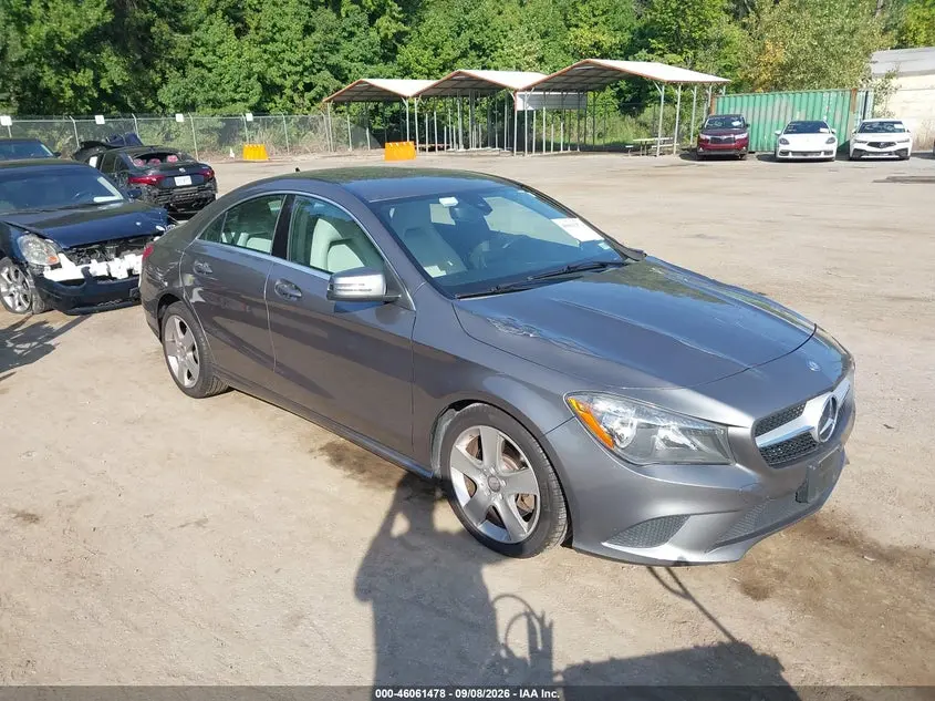 Mercedes-Benz Cla 250 2015