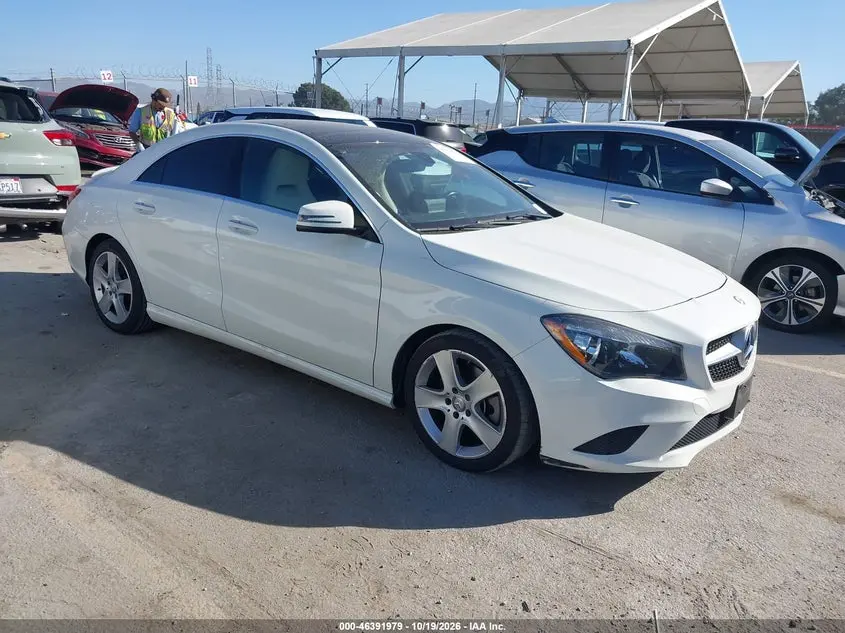 Mercedes-Benz Cla 250 2015