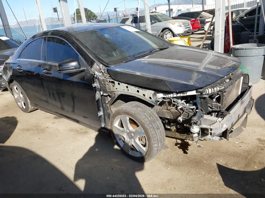 Mercedes-Benz Cla 250 2015