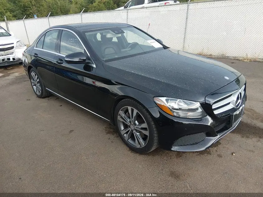 Mercedes-Benz C 300 Luxury 2016