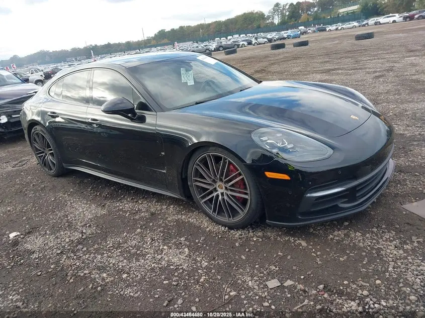 Porsche Panamera 4 2019