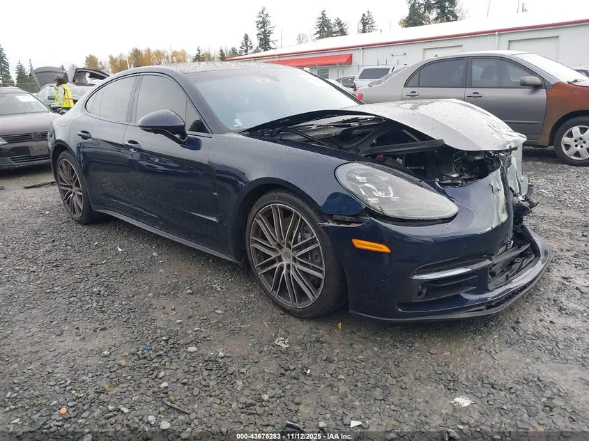 Porsche Panamera 4 2020