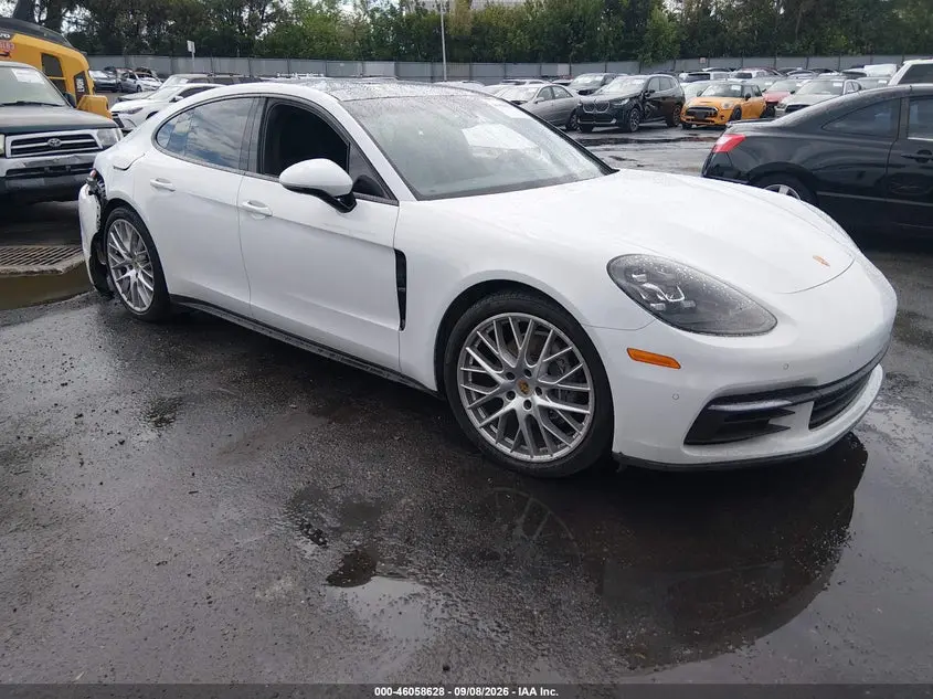 Porsche Panamera 4 2019