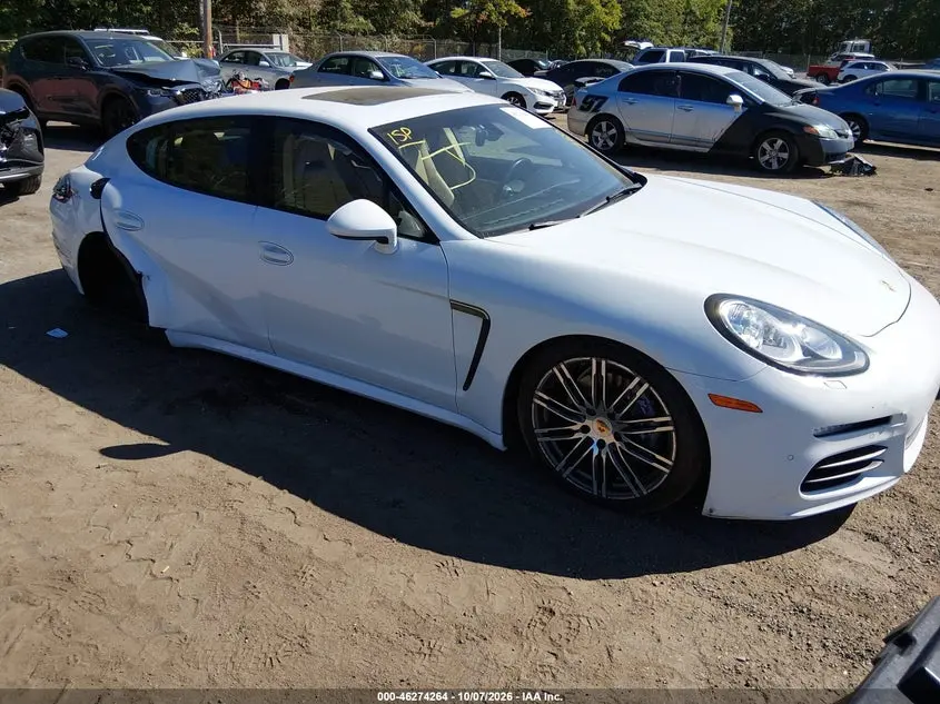 Porsche Panamera 4 2016