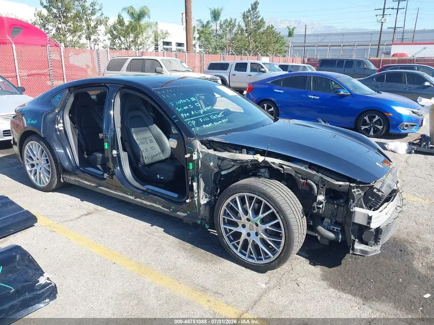 Porsche Panamera 4 2018