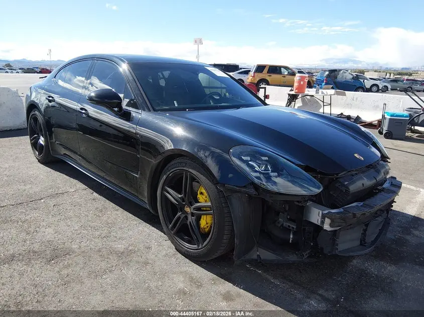Porsche Panamera 4 2018