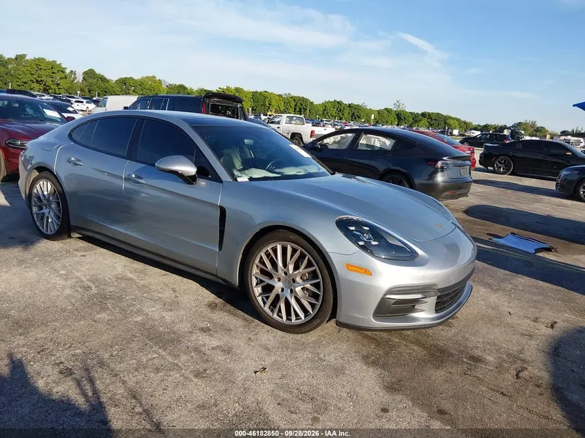 Porsche Panamera 4 2020