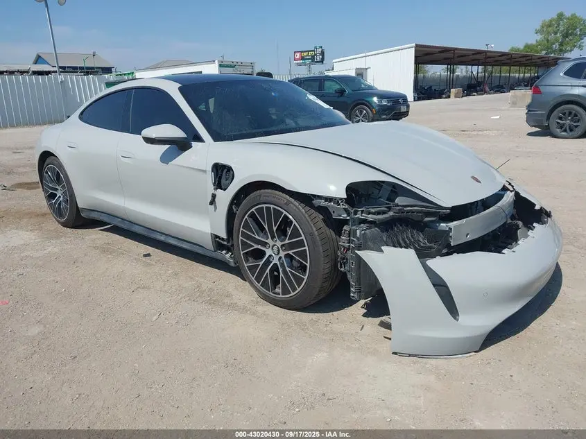 Porsche Taycan 2022