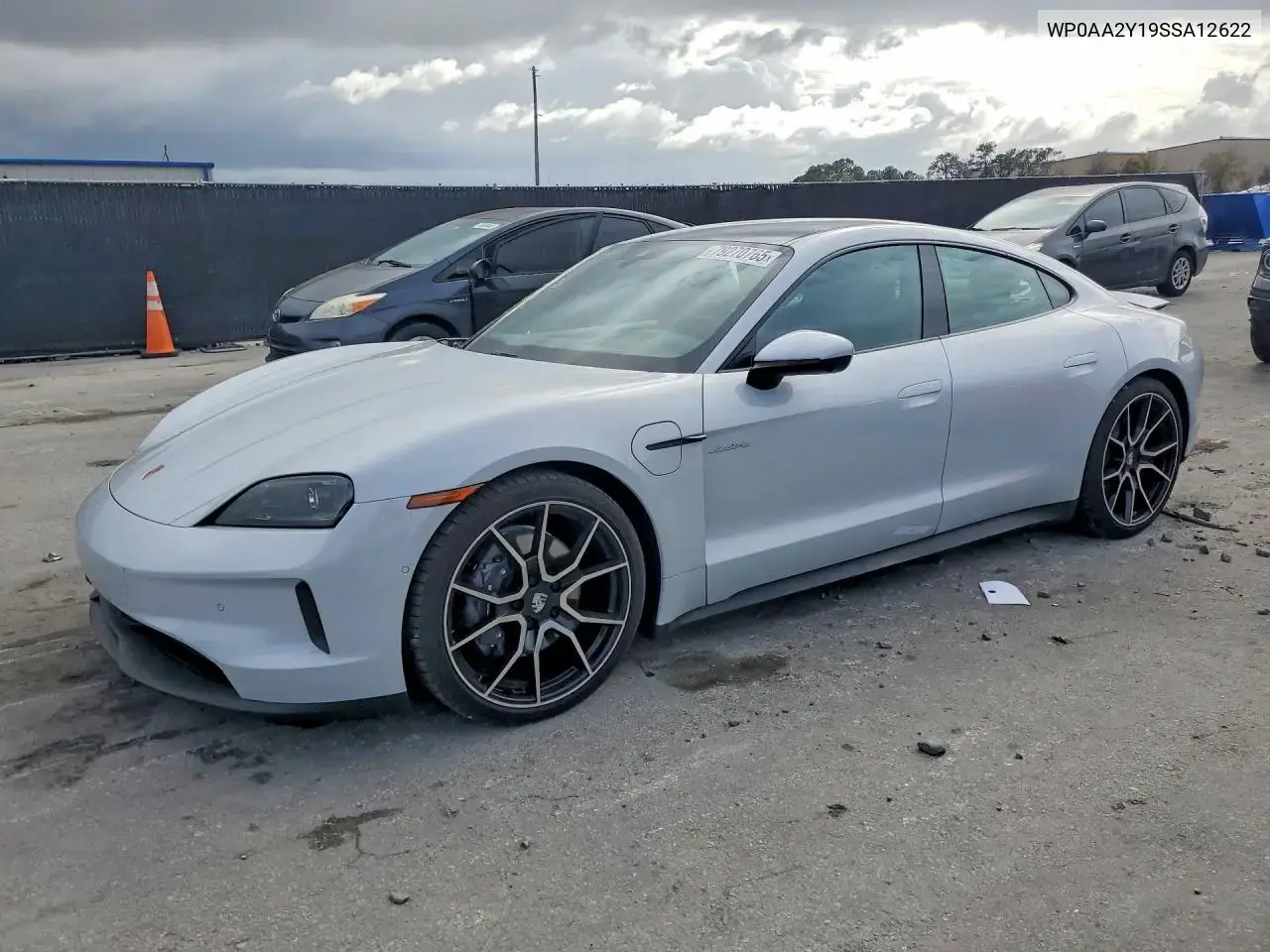 Porsche Taycan Base 2025