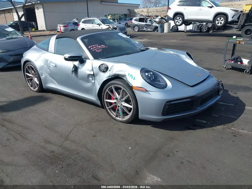 Porsche 911 Edition 50 Years Porsche Design/Targa 4 Gts/Targa 4S 2022