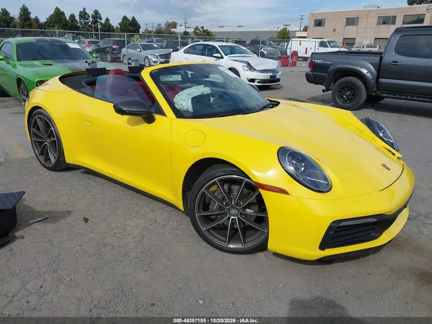 Porsche 911 Carrera 4 Cabriolet/Carrera Cabriolet 2023