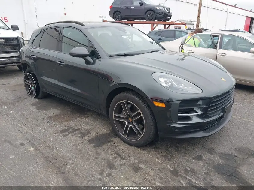 Porsche Macan 2021