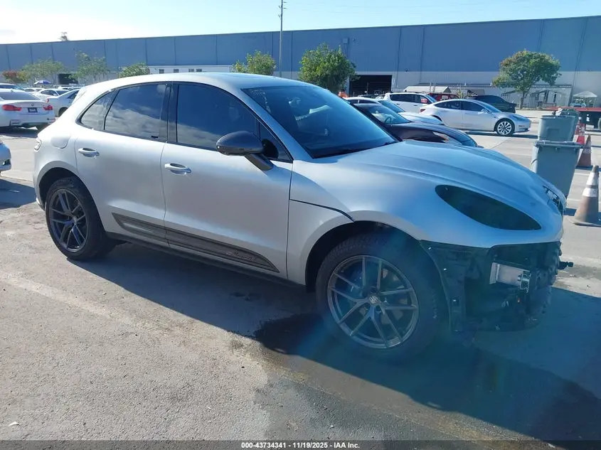 Porsche Macan T 2023