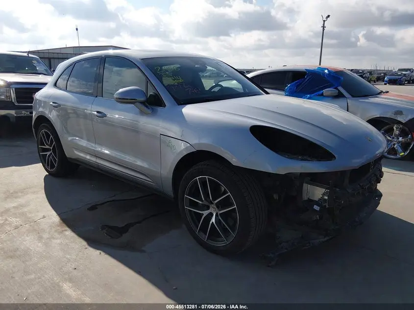 Porsche Macan T 2024
