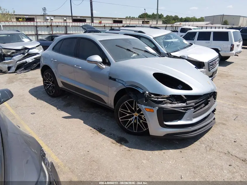 Porsche Macan T 2024