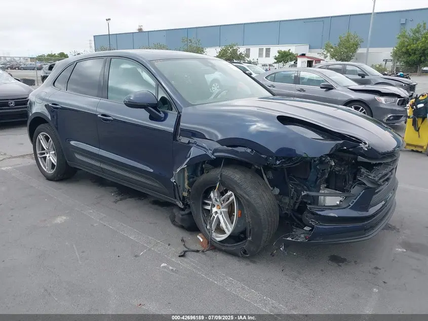 Porsche Macan T 2023
