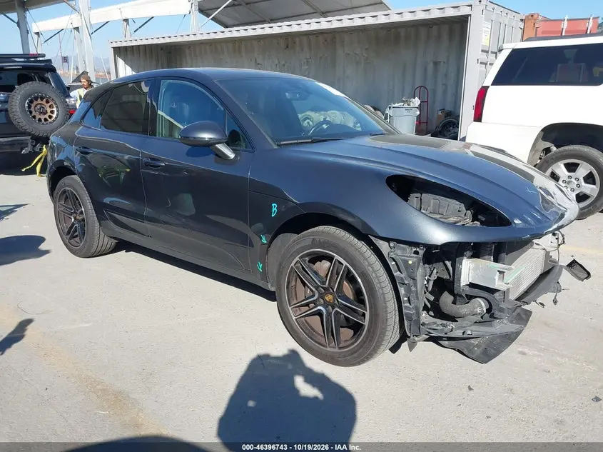 Porsche Macan 2021