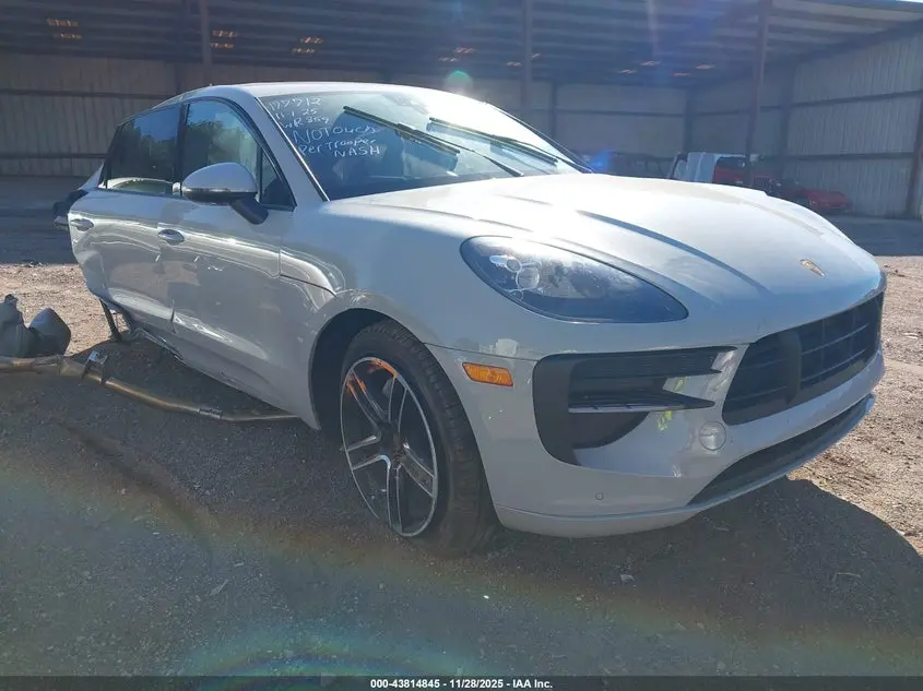 Porsche Macan 2021