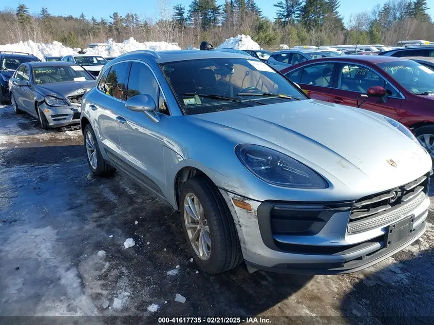 Porsche Macan Base (Pdk)/T 2024