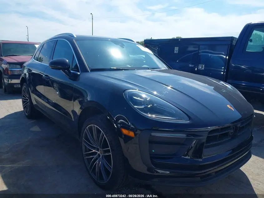 Porsche Macan T 2025