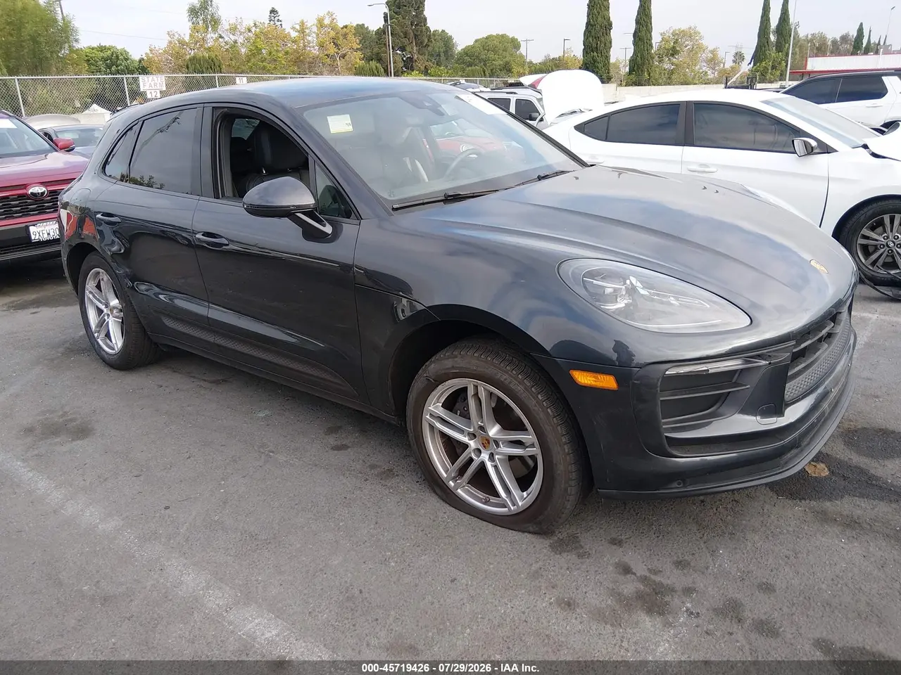 Porsche Macan T 2024